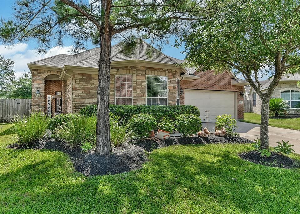 1st image of 25407 Archdale Ct