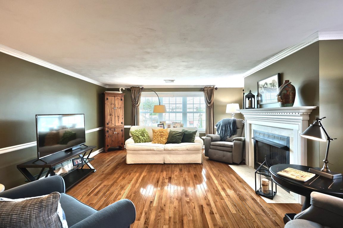 next background image