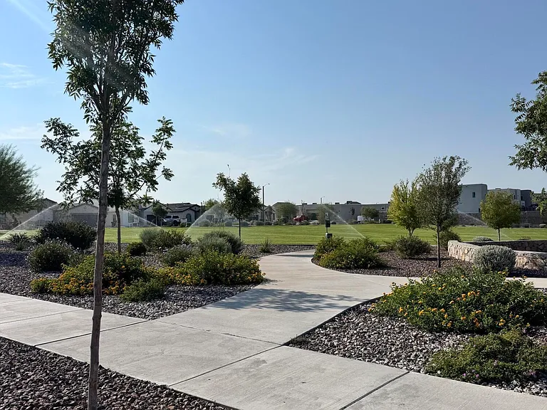 13079 Emerald Hills Ave — Photo 33