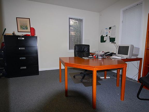 5th image of 150 Washington St APT 1
