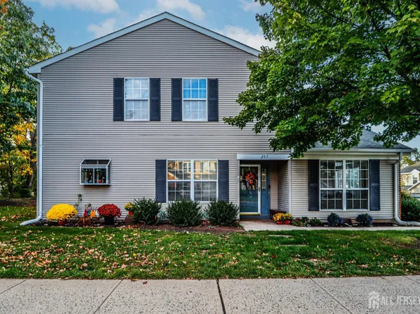 257 Luton Way, Somerset, NJ 08873