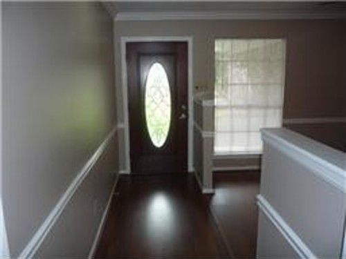 2nd image of 9607 Weybridge Dr