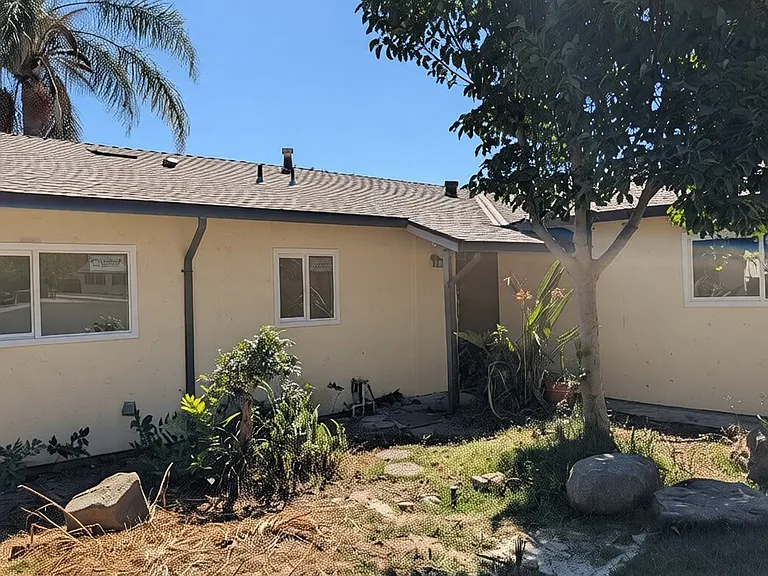 4201 Chalmer Ct — Photo 2