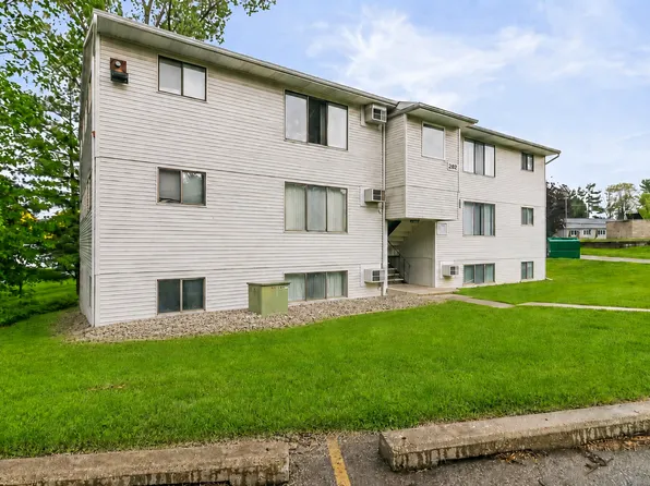 Legend Woods, 282 S Clinton St APT 1, Grand Ledge, MI 48837