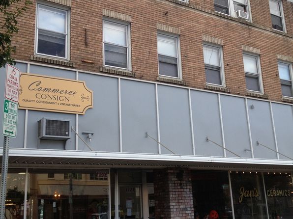 1225 Commerce Ave APT 104