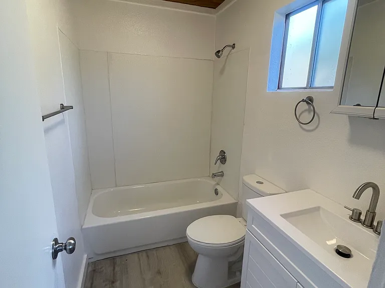 10575 Leslye Ln — Photo 20