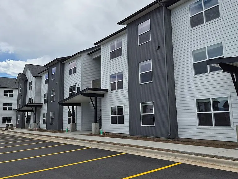 172 Brewers Blvd — Photo 13