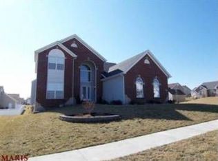 2494 Bear Creek Dr, Wentzville, MO 63385