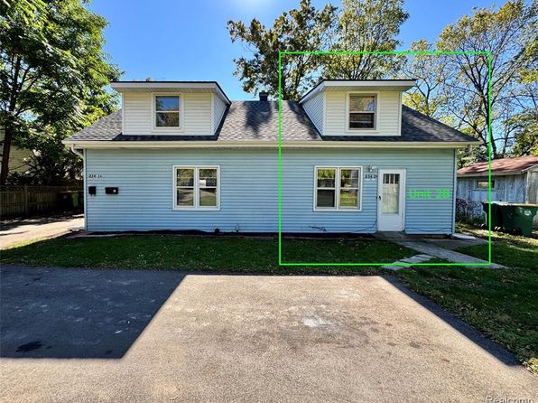 834 E Cross St APT 2B