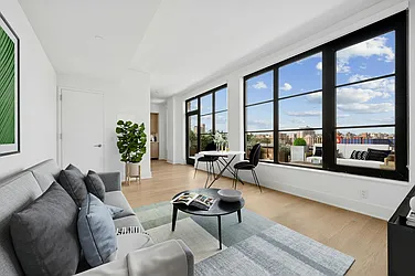 499 President Street, #821