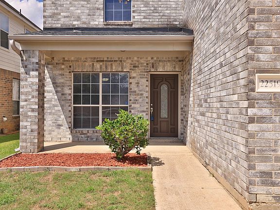 4th image of 22519 Spring Crossing Dr