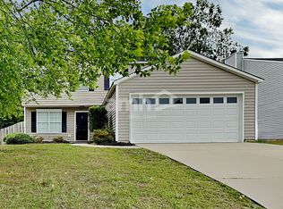 22 Willow Bend Dr, Taylors, SC 29687