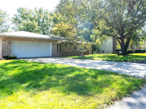 60196 Surrey Ln, Elkhart, IN 46517