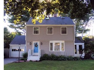 29 Andrews Ave, Falmouth, ME 04105
