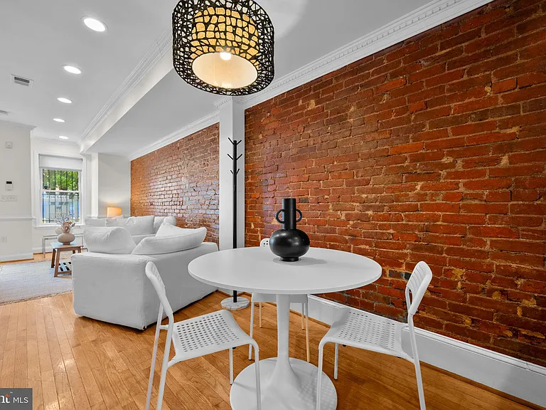 1010 W St NW — Photo 11