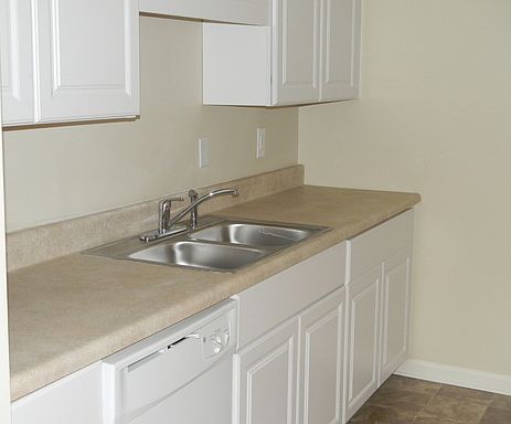 2nd image of 1118 Boundary St APT 42