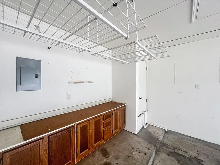 7521 Peabody Dr — Photo 29