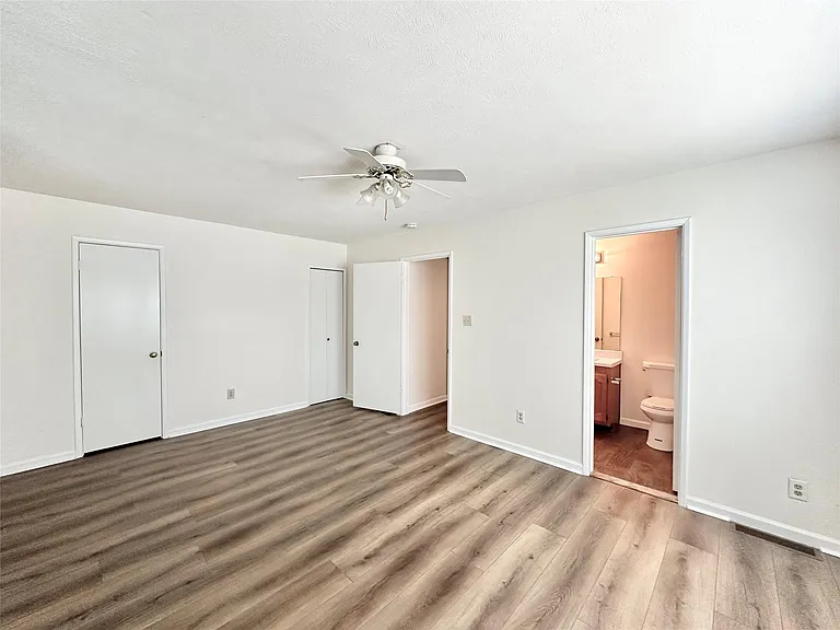 10118 Spotted Horse Dr — Photo 15