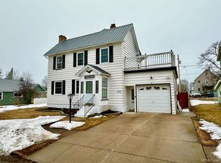 757 E Michigan St, Ishpeming, MI 49849