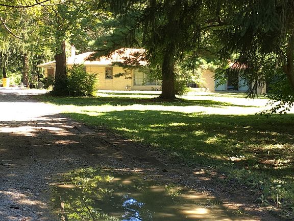 3rd image of 6505 Grandview Dr