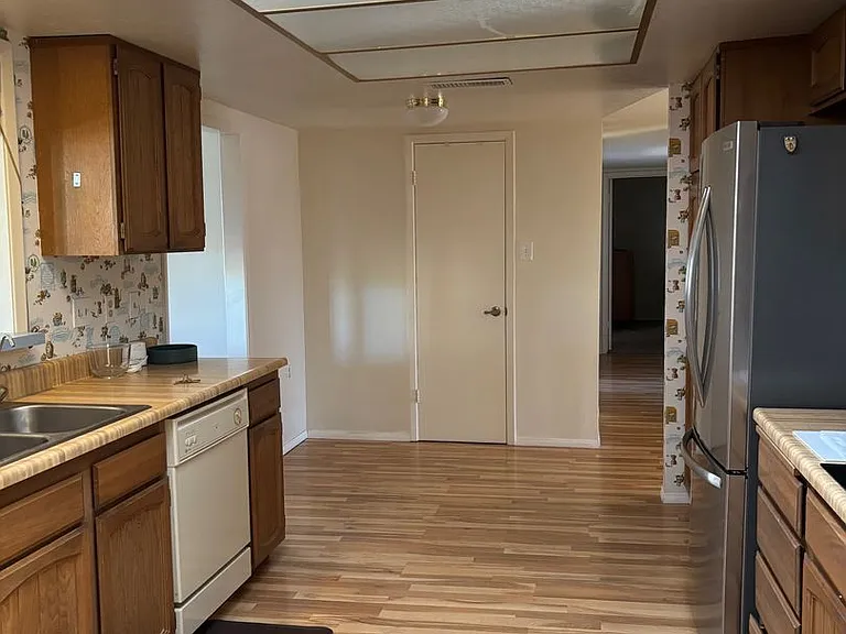 982 Leisure World — Photo 6