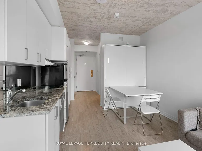 1900 Simcoe St N #703 — Photo 11