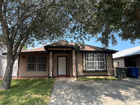 1308 Eisenhower Dr, Laredo, TX 78046