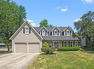 8403 Swarner Dr, Lenexa, KS 66219