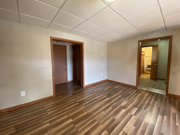 5th image of 502 N West St