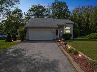 28 Linden Dr, Walden, NY 12586