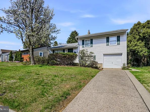 49 E Avon Dr, Claymont, DE 19703