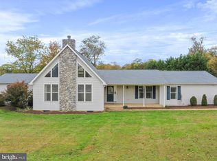 110 Granny Apple Way, Inwood, WV 25428