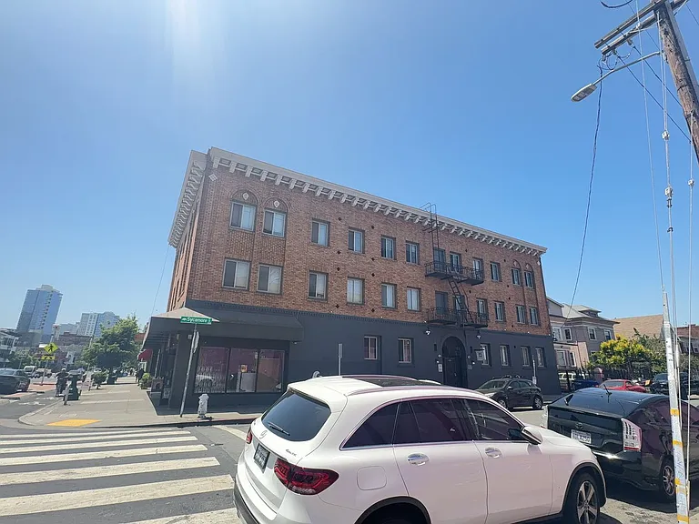 509 Sycamore St — Photo 3