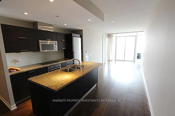 90 Park Lawn Rd #1007 — Photo 5
