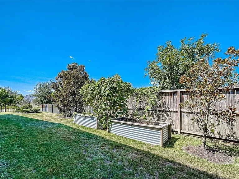 28214 Evergreen Cove Ln — Photo 45