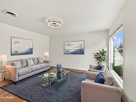 3rd image of 28611 Cole Pl