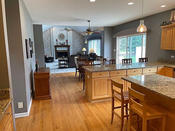 5th image of 3214 Hickory Creek Dr