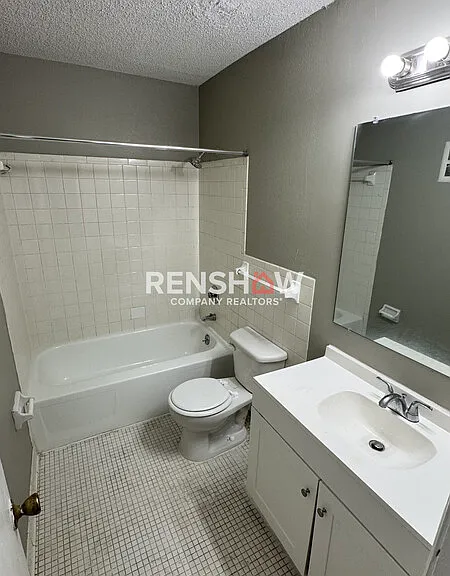3216 S Mendenhall Rd #1A — Photo 10