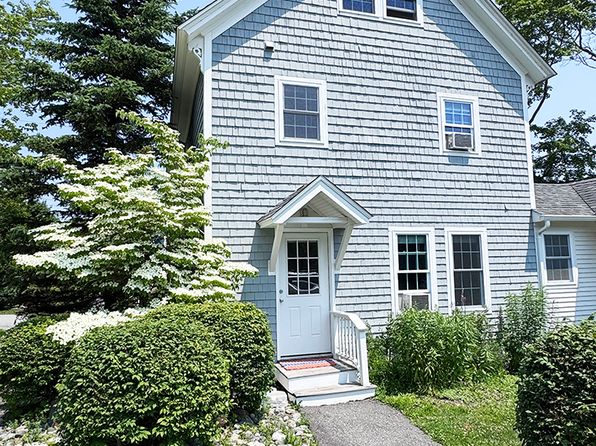 15 Warrenton St #2