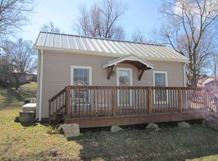 415 E Main St, Newburgh, IN 47630