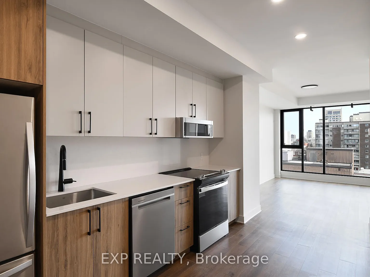 2 bed, $2,650 — Photo 2