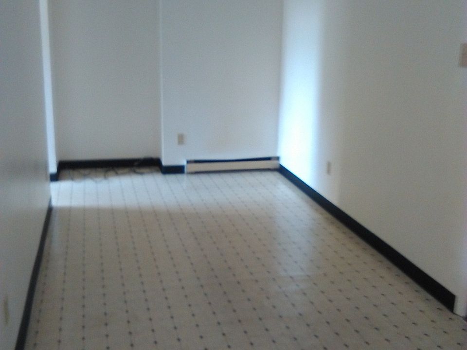 1st image of 37 N Mulberry St #6