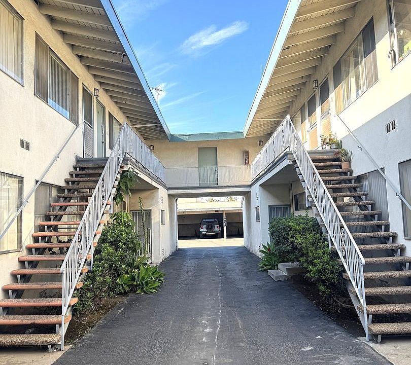 1st image of 425 W Regent St APT 5