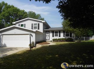 2409 Boudreau Dr, Urbana, IL