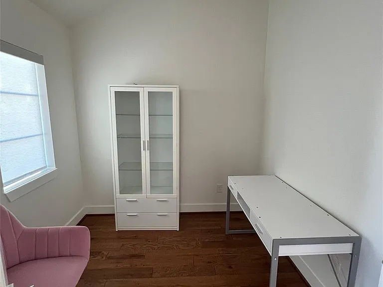 10330 Grove Row Ave — Photo 21