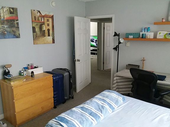 3rd image of 1836 Glendon Ave APT 1