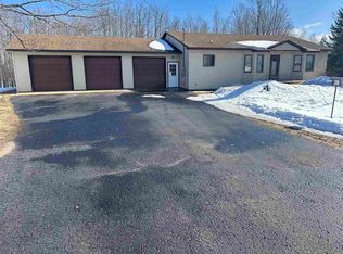 6737 Honeysette Rd, Alanson, MI 49706