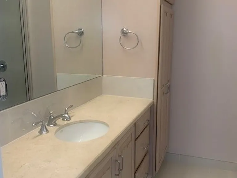 300 Laguna Honda Blvd — Photo 5