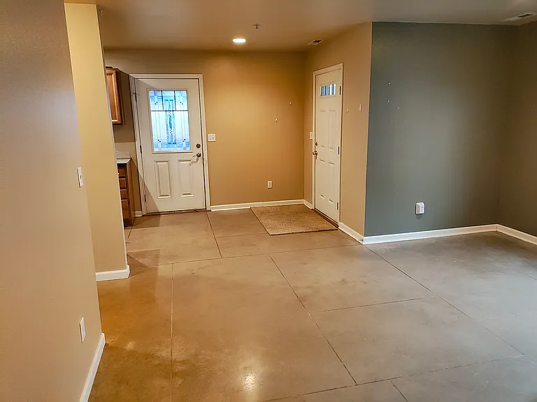 1864 Trigg Rd #104 — Photo 9