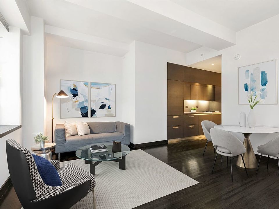 1st image of 20 Pine St APT 1109